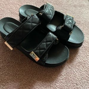 Plataform Sandals